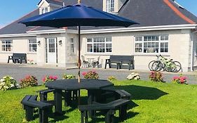 Ross Beach Family Farmhouse B&B